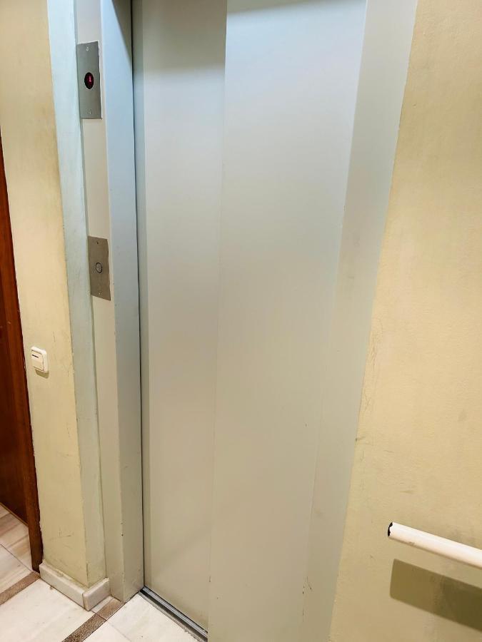 Centrico Apartamento A 150 Metros De La Playa. Parking* يوريت دي مار المظهر الخارجي الصورة